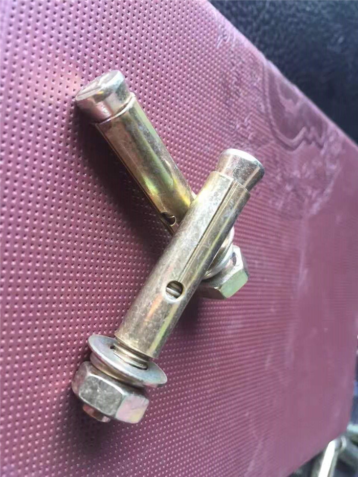 6.膨胀螺丝60mm（Φ8.Φ10）